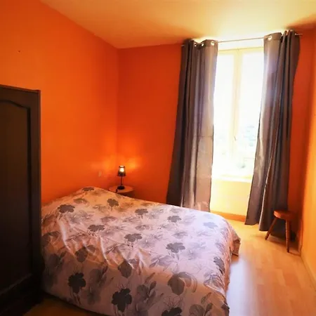 Au Coeur Du Parc Des Volcans Avec Activites Plein Air, Internet Et Jardin Amenage. - Fr-1-742-345 * Brezons